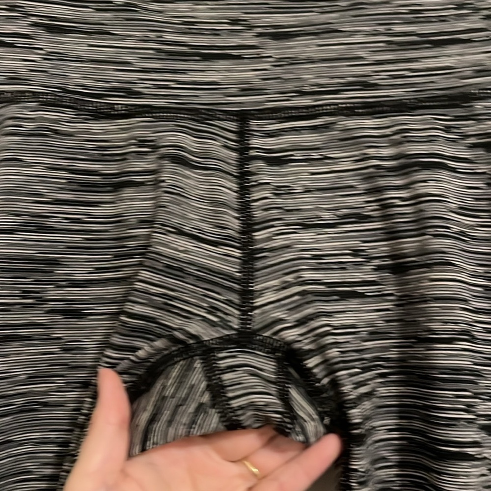 Aerie Gray Athletic Leggings - Picture 7 of 9